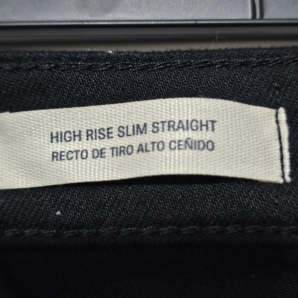 Universal Thread Women's Jeans Size 6 Black High Rise Straight Stretch‎ 444226